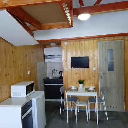 Osrodek 9amber ホリデーパーク ポビエロボ