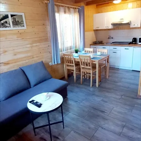 Osrodek 9amber ホリデーパーク *