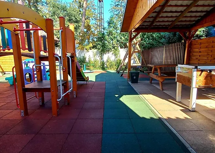 Osrodek 9amber 假日公园 *